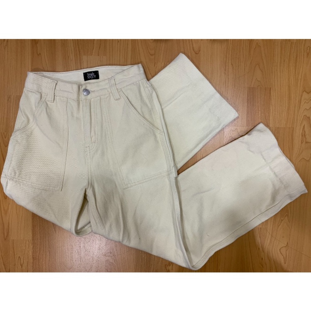 3/$15 Simple Society High waist wide leg cargo jeans